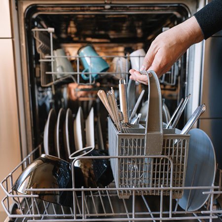 hawaiian-gardens-appliance-repair-men-image_22